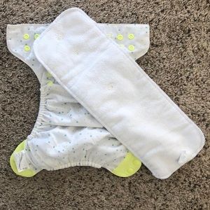 BumGenius Pocket One-Size Diaper in Blue Dots